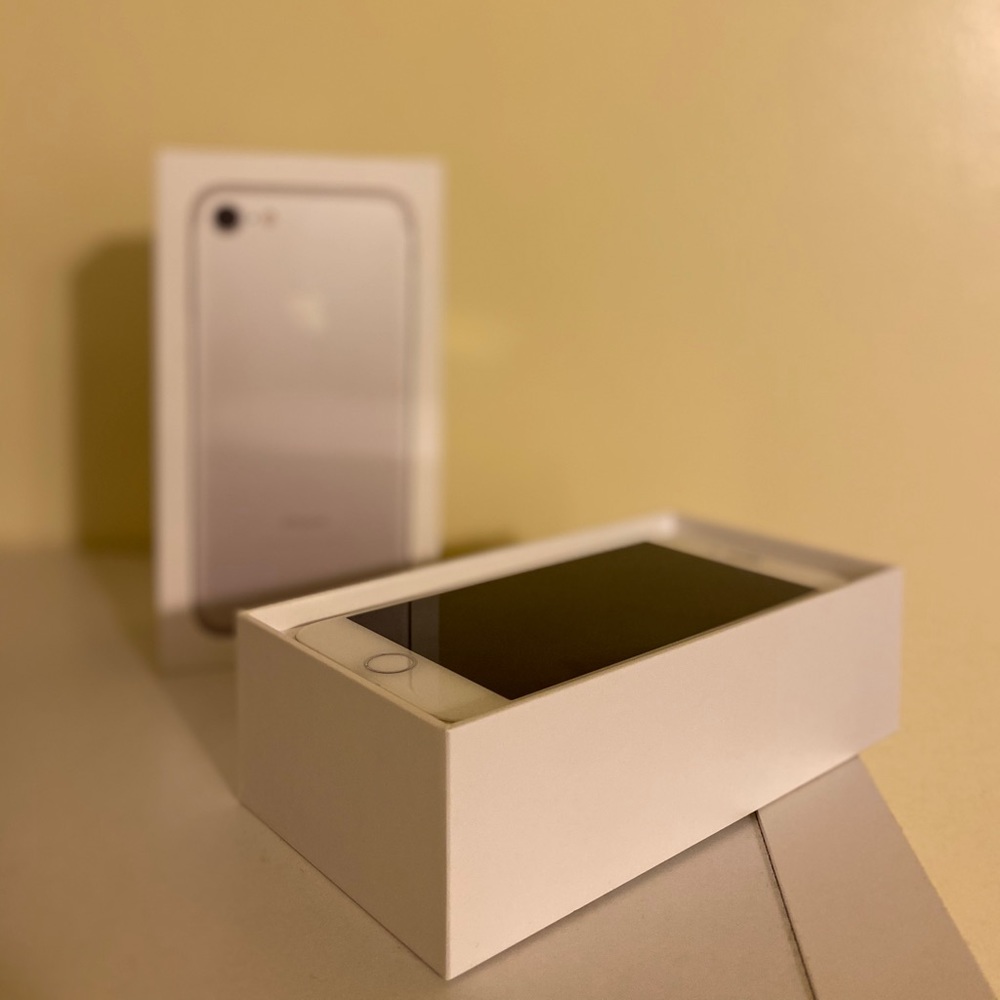Apple IPhone 7 Silver